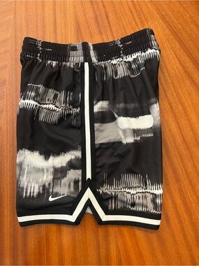 Nike Men’s Black and White Graphic Athletic Shorts